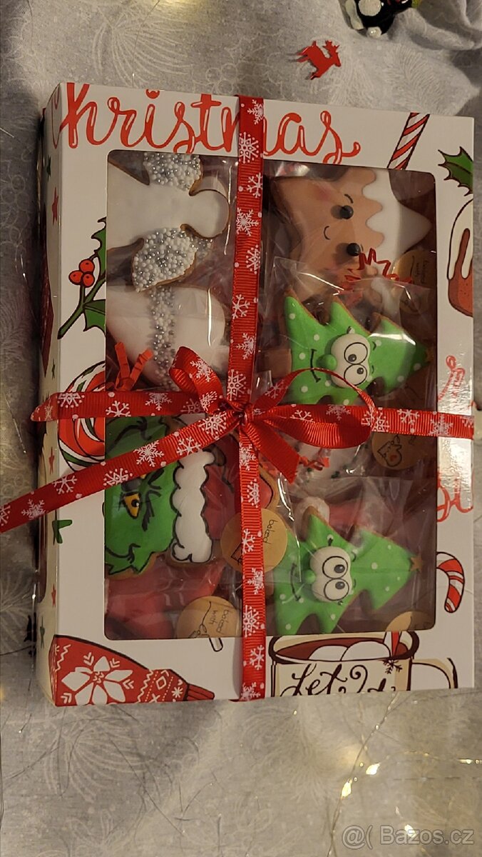 VÁNOČNÍ PERNÍČKY - DÁRKOVÁ KRABIČKA MIX
- 2