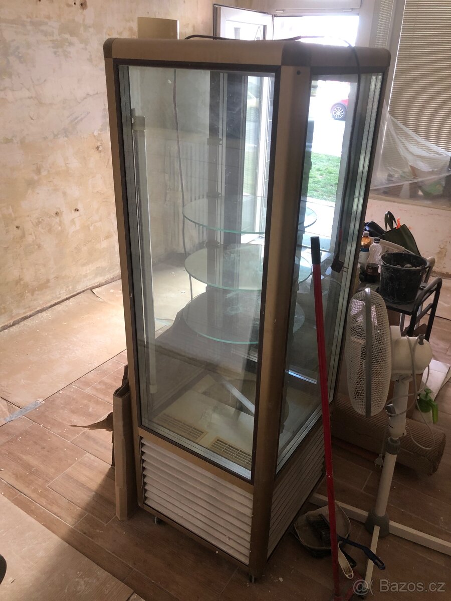 Chladíci vitrína - 2