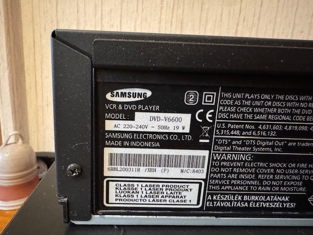 Videorekordér + DVD kombo Samsung V6600 - 2