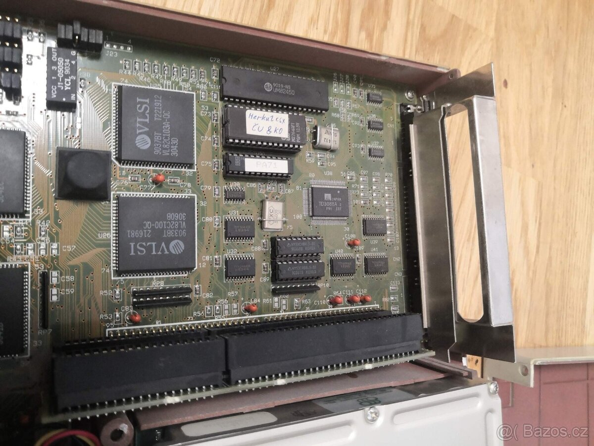 Historický PC Unitron No 20 Series - 2