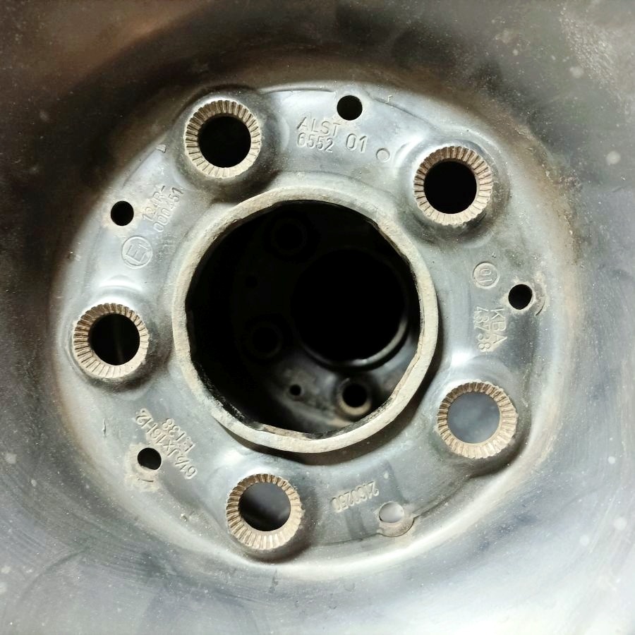 16" plechová kola – 6,5J x 16" ET38 - 2