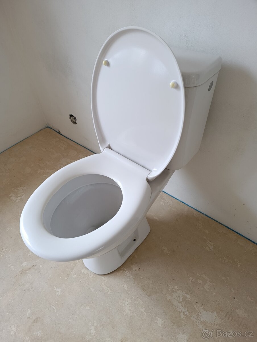 WC mísa, nádržka, splachování, sedátko. - 2