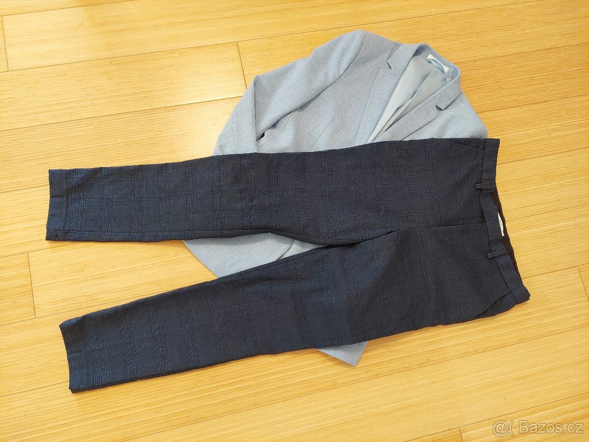 Chlapecký oblek Marks & Spencers ca 12-14 let - 2