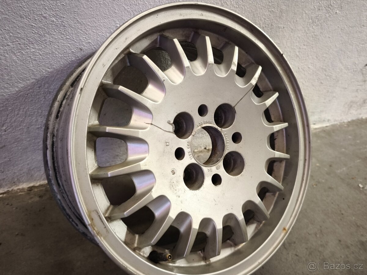 Alu kolo BMW E30. R14. Originální - 2
