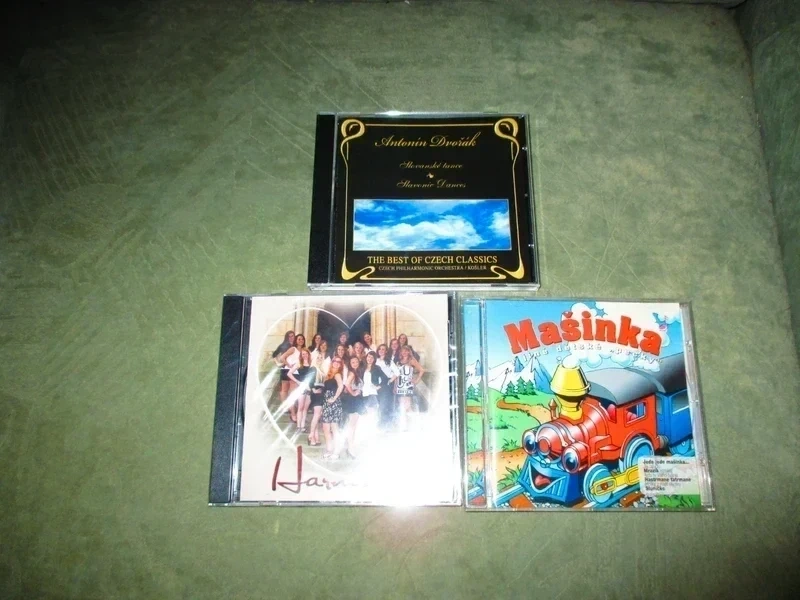 3 CD-1 ještě zabaleno-Cena celkem - 2