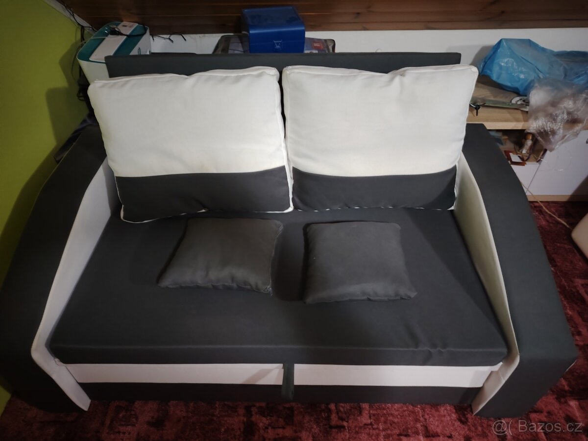 Rozkládací pohovka - 2