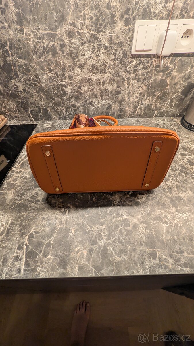 Kožená oranžová kabelka - 2