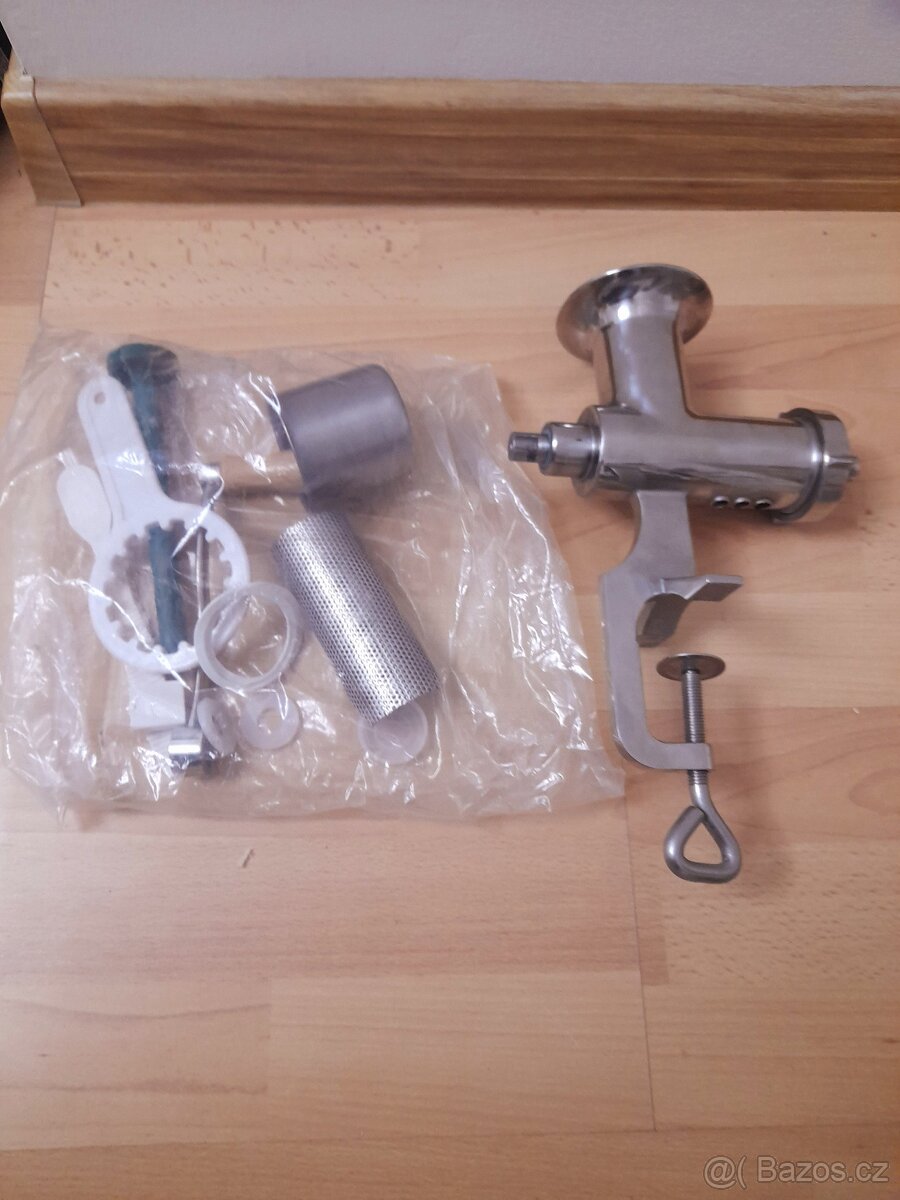 Nový mechanický nerezový lis na listovou zeleninu - 2