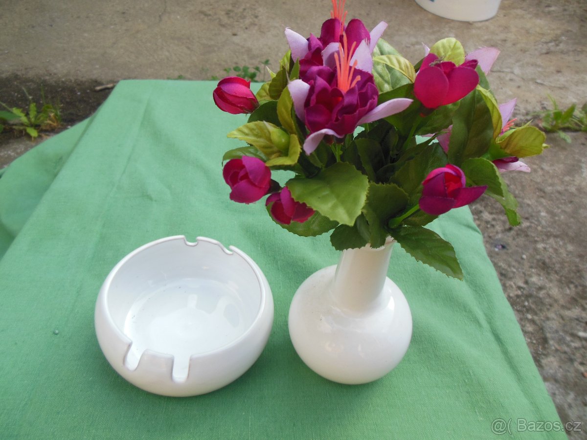 Keramický popelník bílý - 2