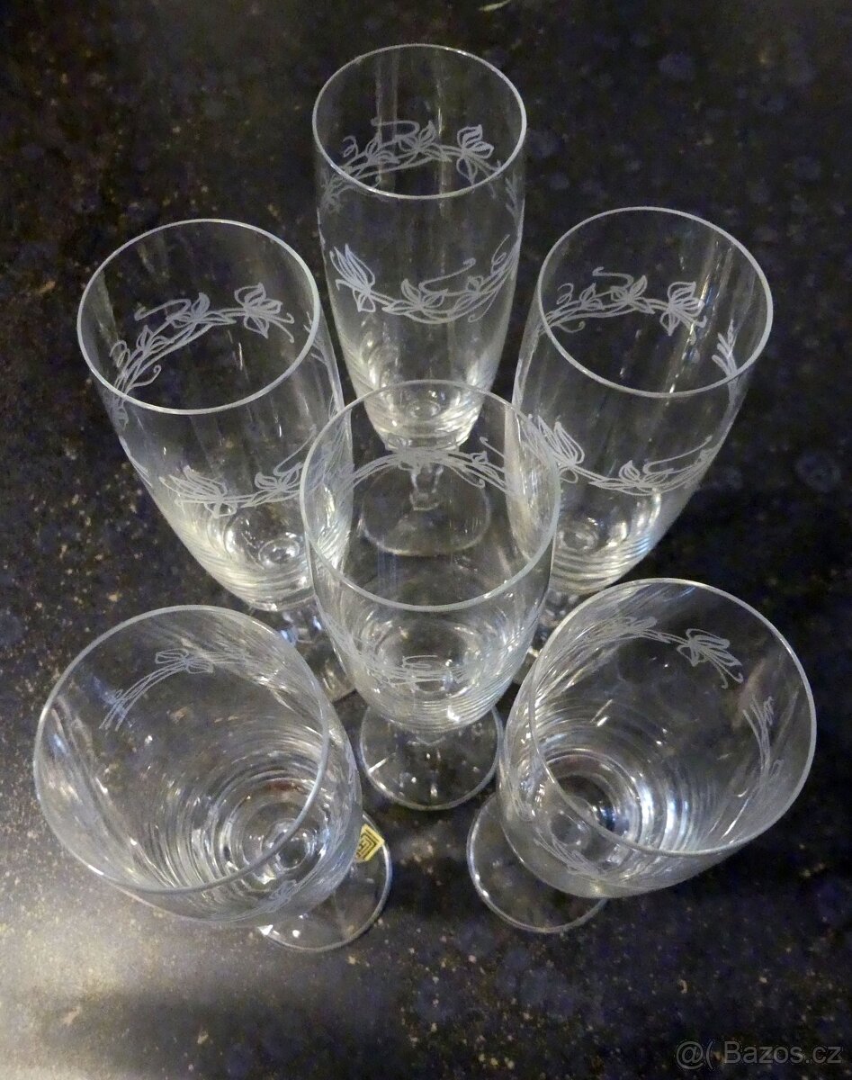 Sada 6 leptaných šampusek ze sklárny Lednické rovne - 2