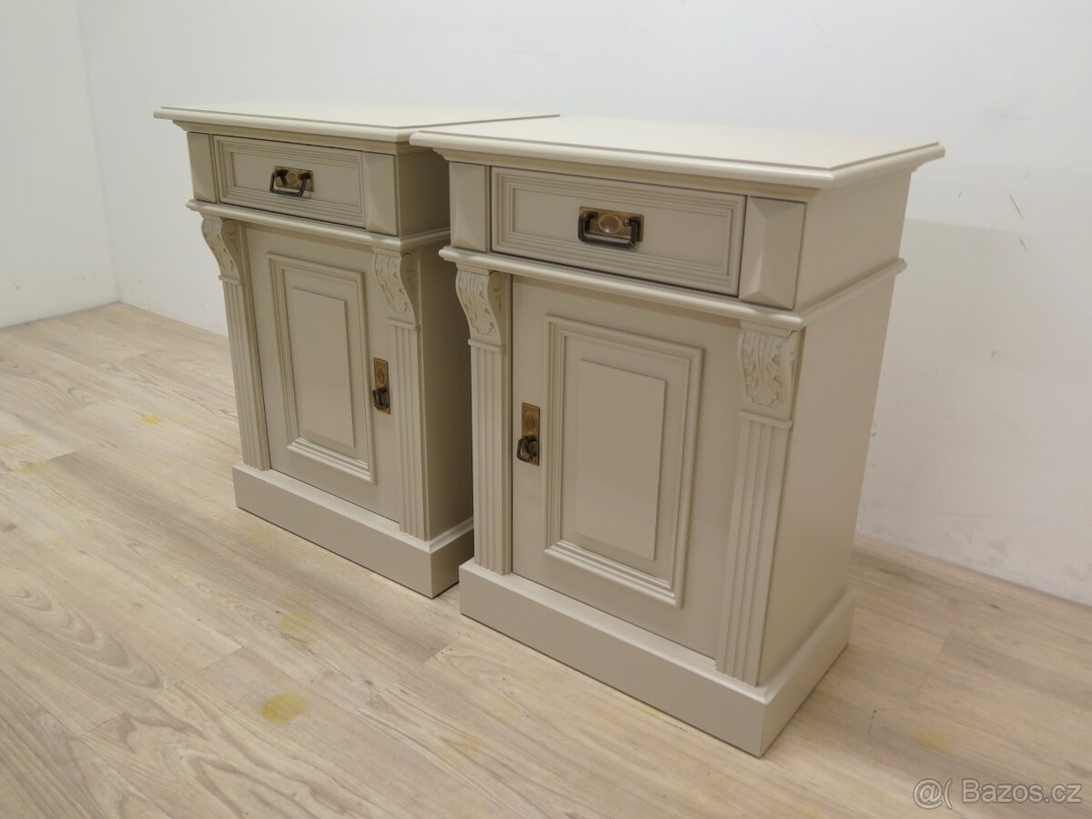 Noční stolky z masivu - 2