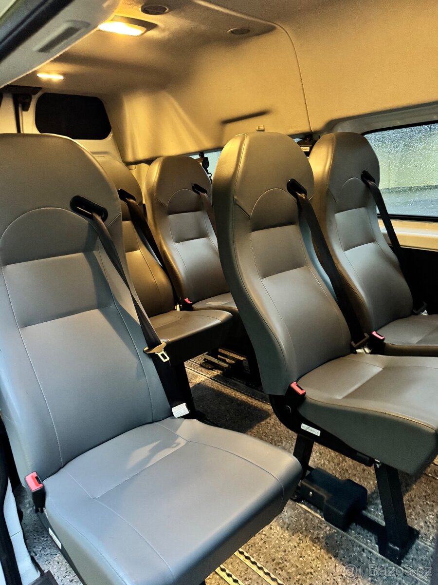 Prodám Ford Custom 2.0 96kw Ecoblue 9 mist 2018 - 2