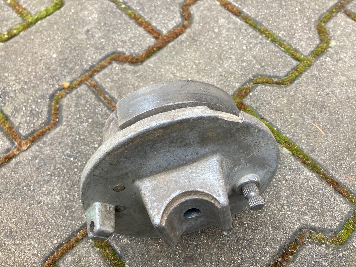 Přední brzdový štít simson S51 - 2