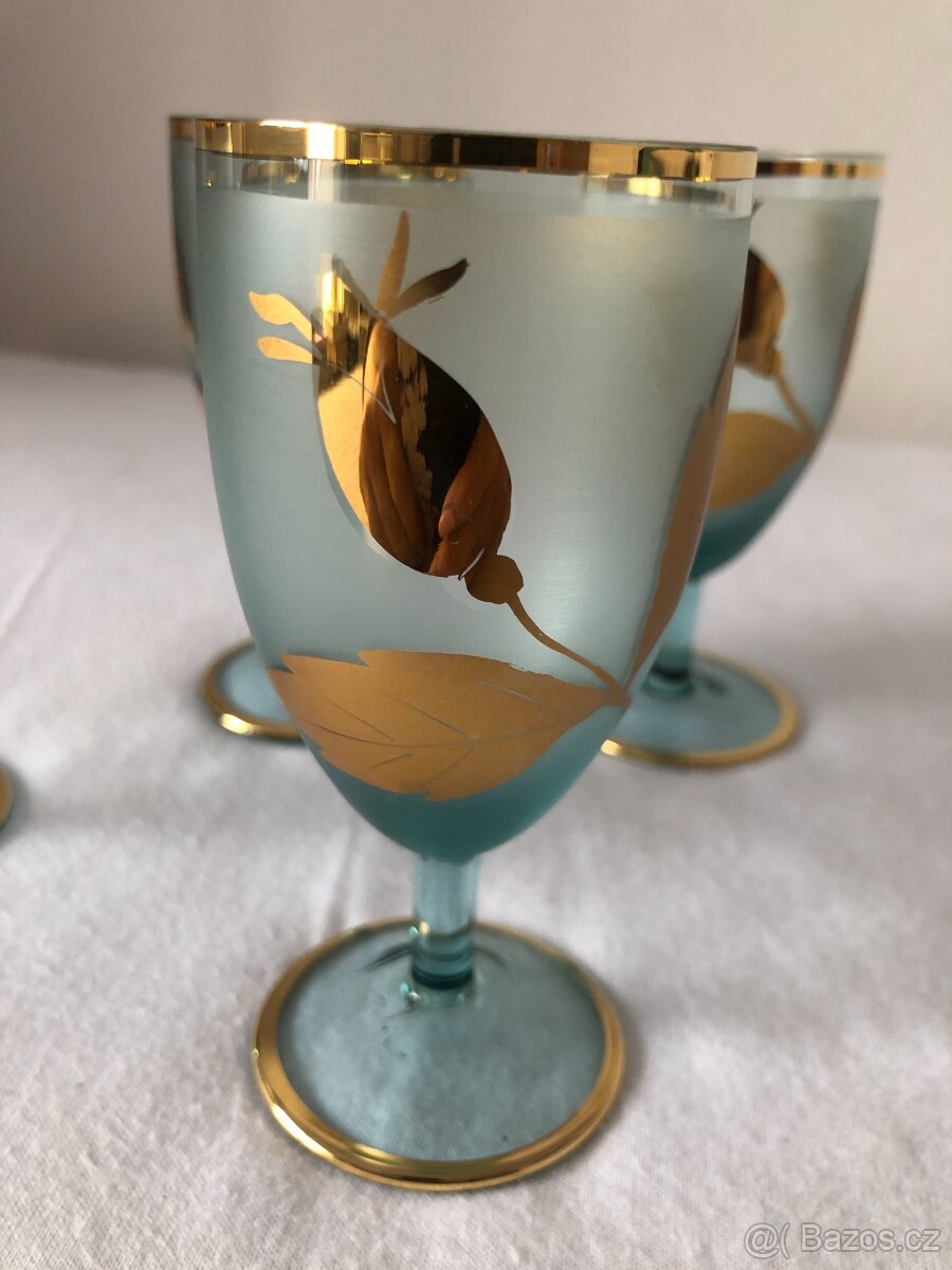 Skleničky na nožičce - 2