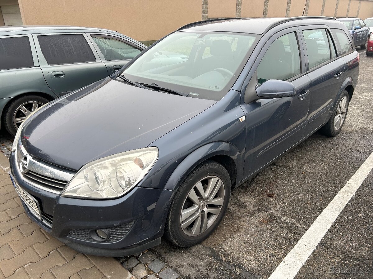 Opel Astra H - 2