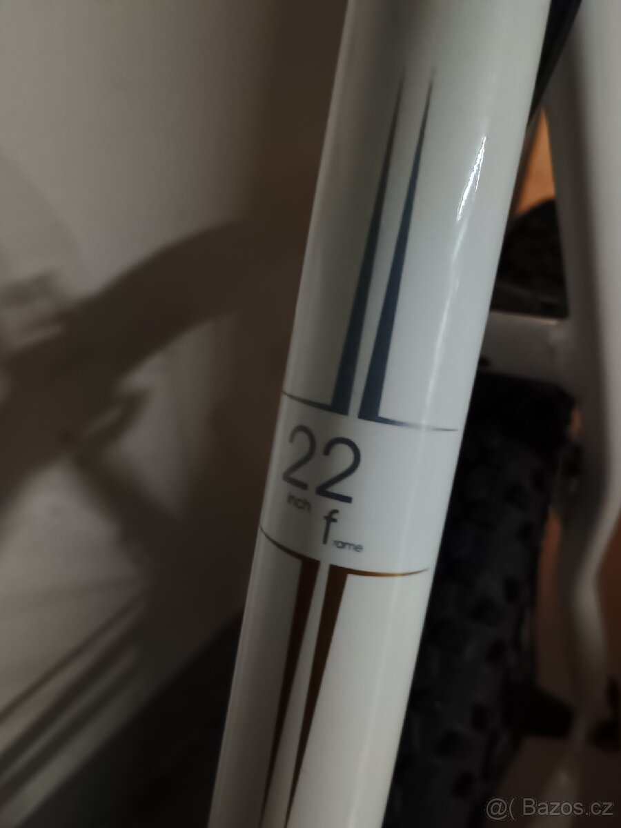 Prodám starší panske horské kolo Leader Fox, vel. 22 - 2