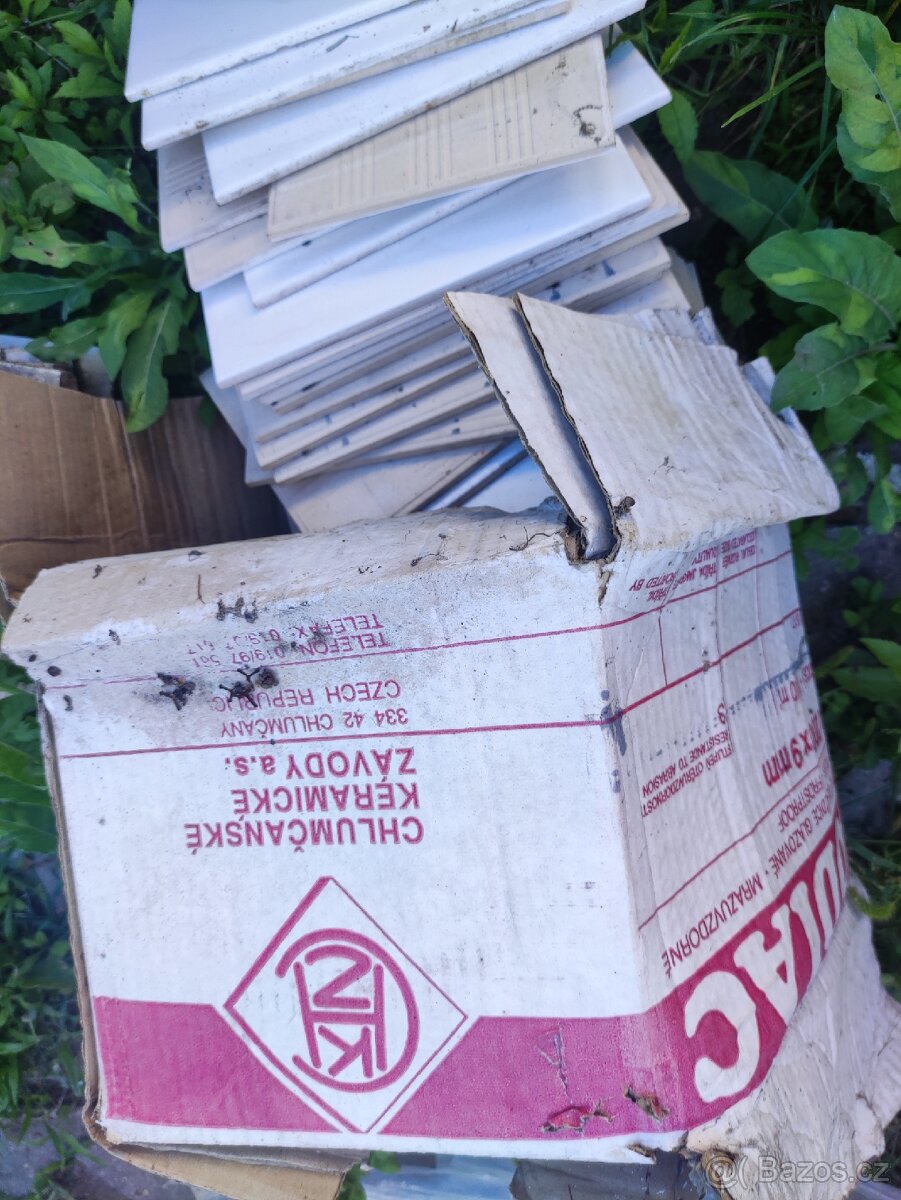 Prodám 2 balení obkladů ZODIAC 200×200×9mm - 2