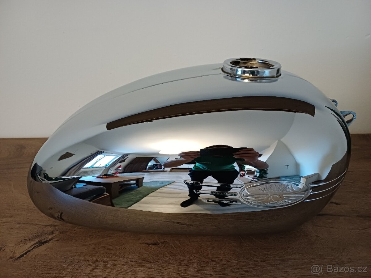 Nádrž Jawa Panelka - 2