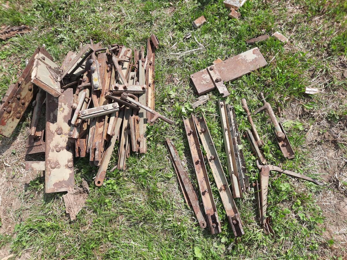 Karháky kovanie bočnic - 2