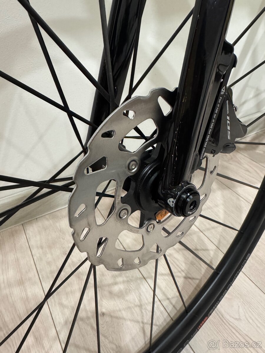 Nejeté karbonové kolo Superior Škoda Road - 1/2 ceny nového - 2