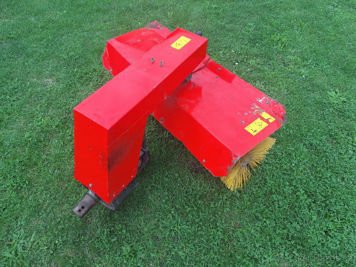 Zametací kartáč Terra Vari - 2