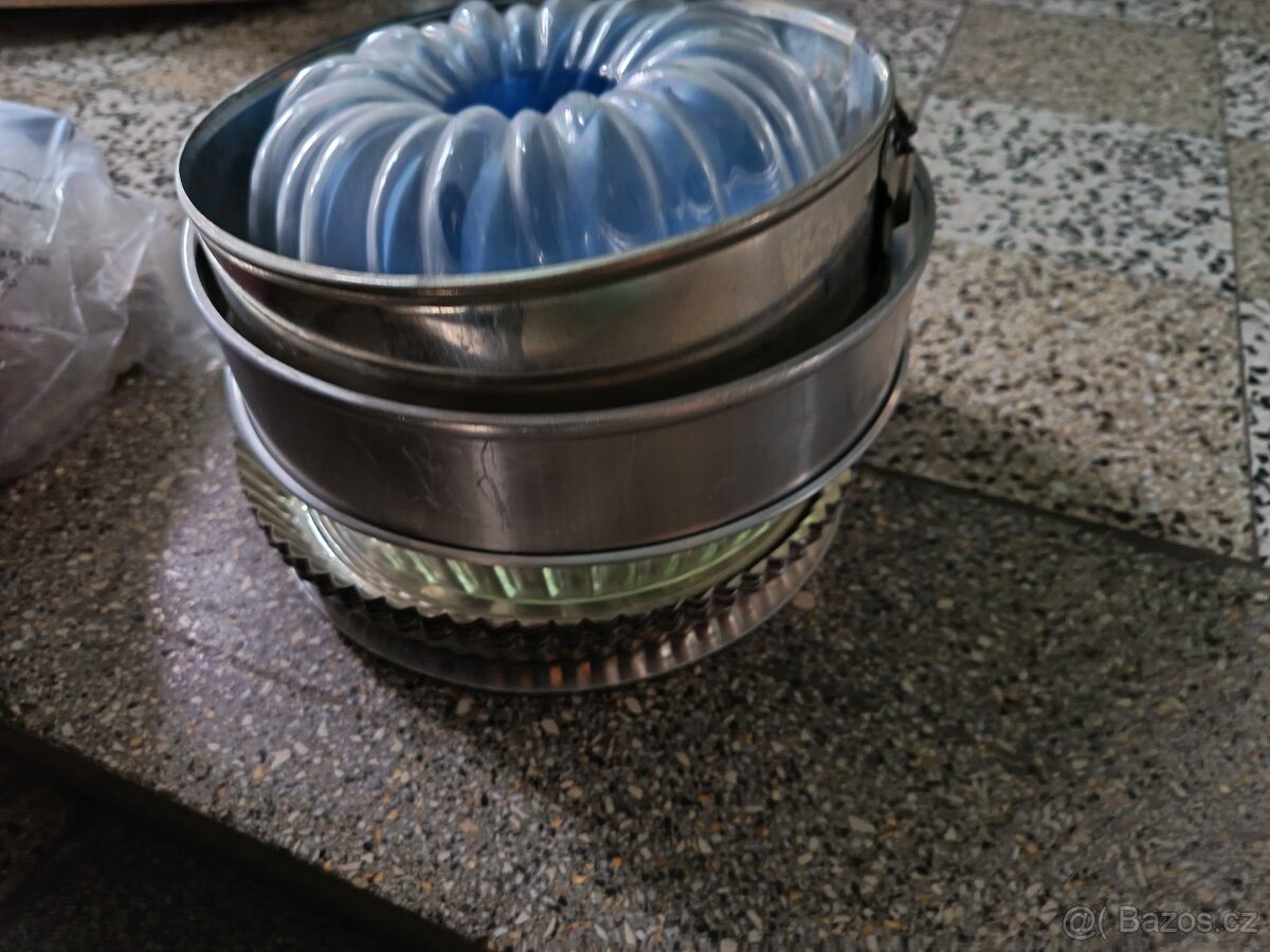 Misky, talíře, tácky aj. - 2