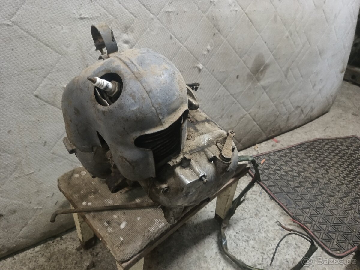 Tatran, Manet 100, 125 - 2