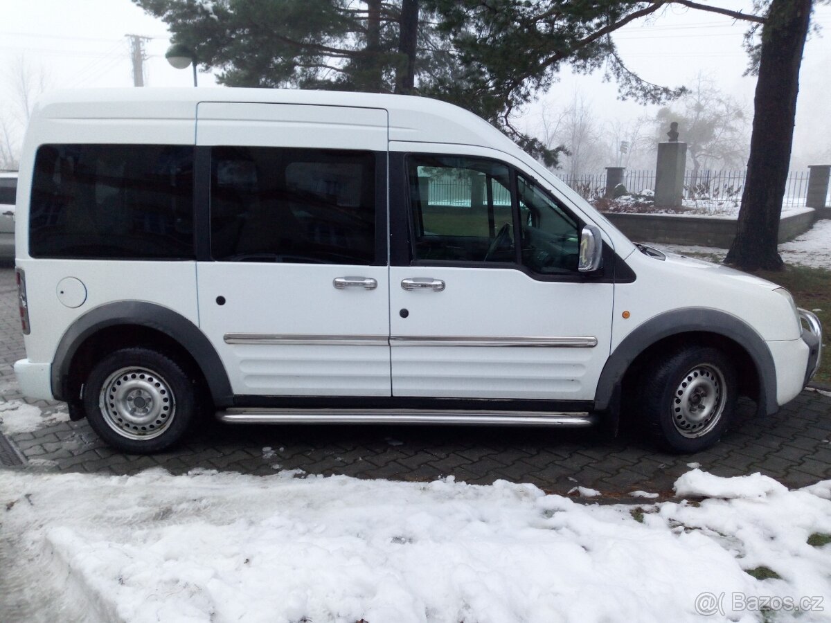 Ford tourneo connect 230L - 2