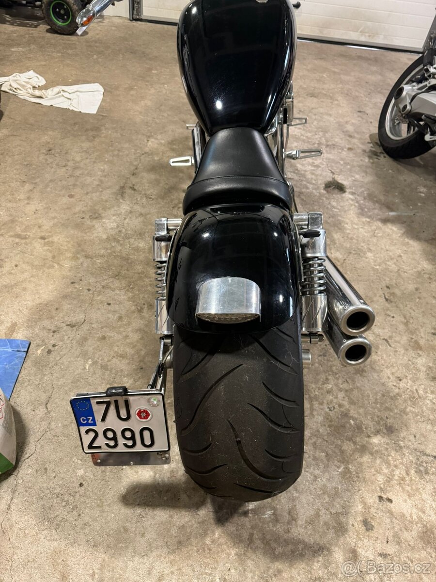 Suzuki intruder 1400 - 2