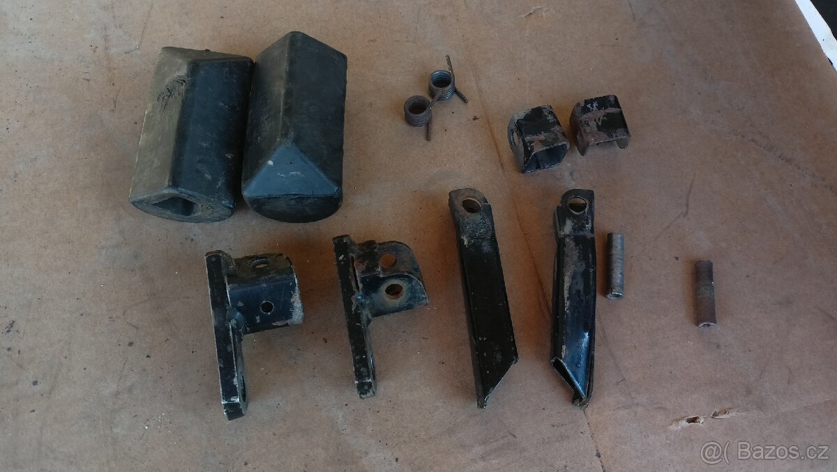 Přední sklopné stupačky ČZ - 2