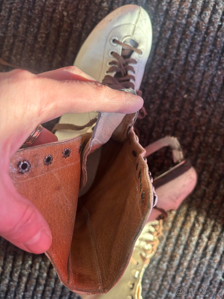 Damske kozene brusle vel.41 - 2