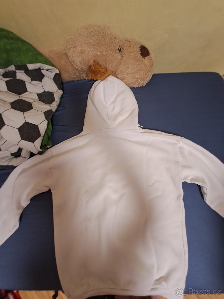 bílá mikyna - 2