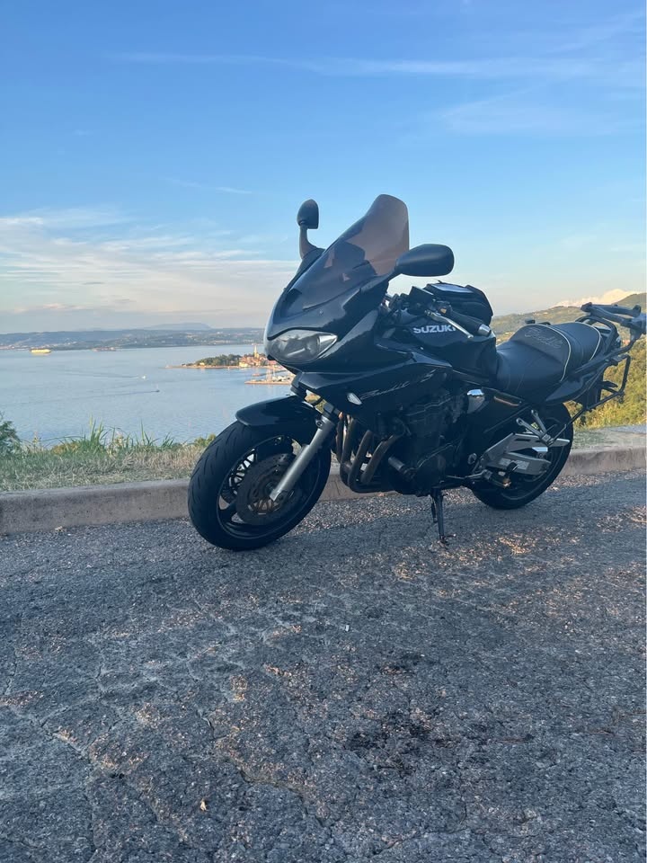 Bandit 1200S - 2
