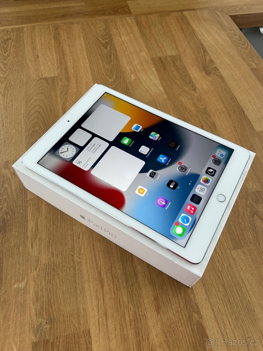 Ideální iPad Pro 9,7 128 GB CELLULAR SPACE GRAY v PERFEKTNÍM - 2