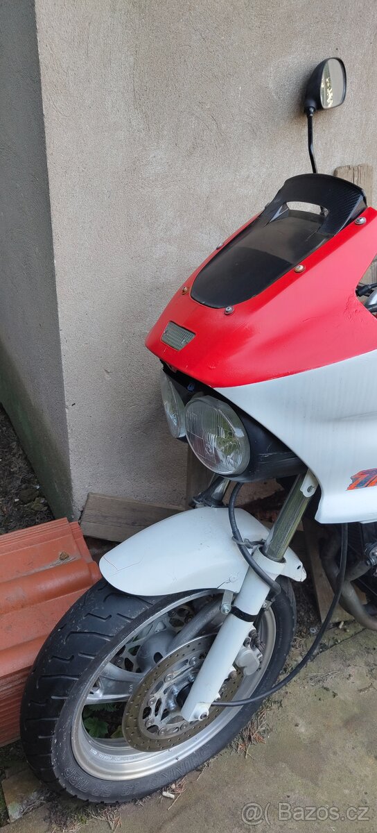 Motocykl Yamaha TDM 1993 - 1996 - 2