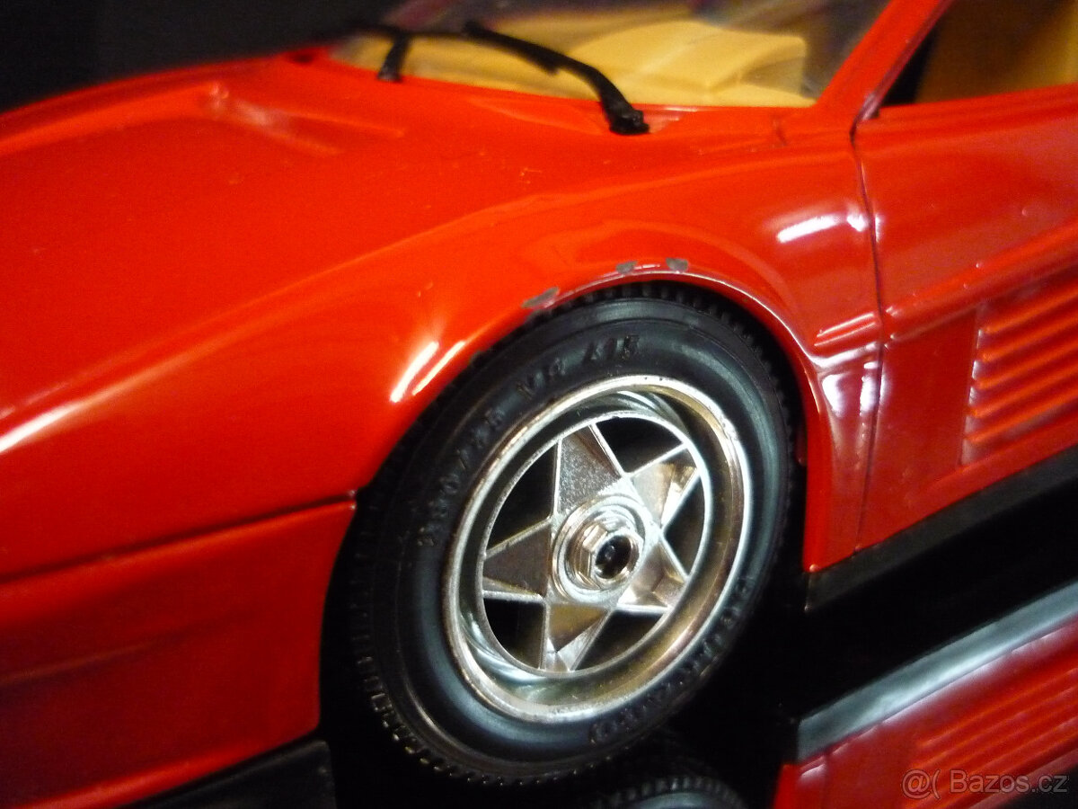 Ferrari Testarossa 1984 Bburago 1/18 - 2