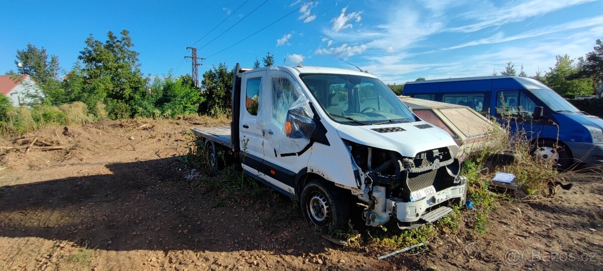 Automobil Ford - 2