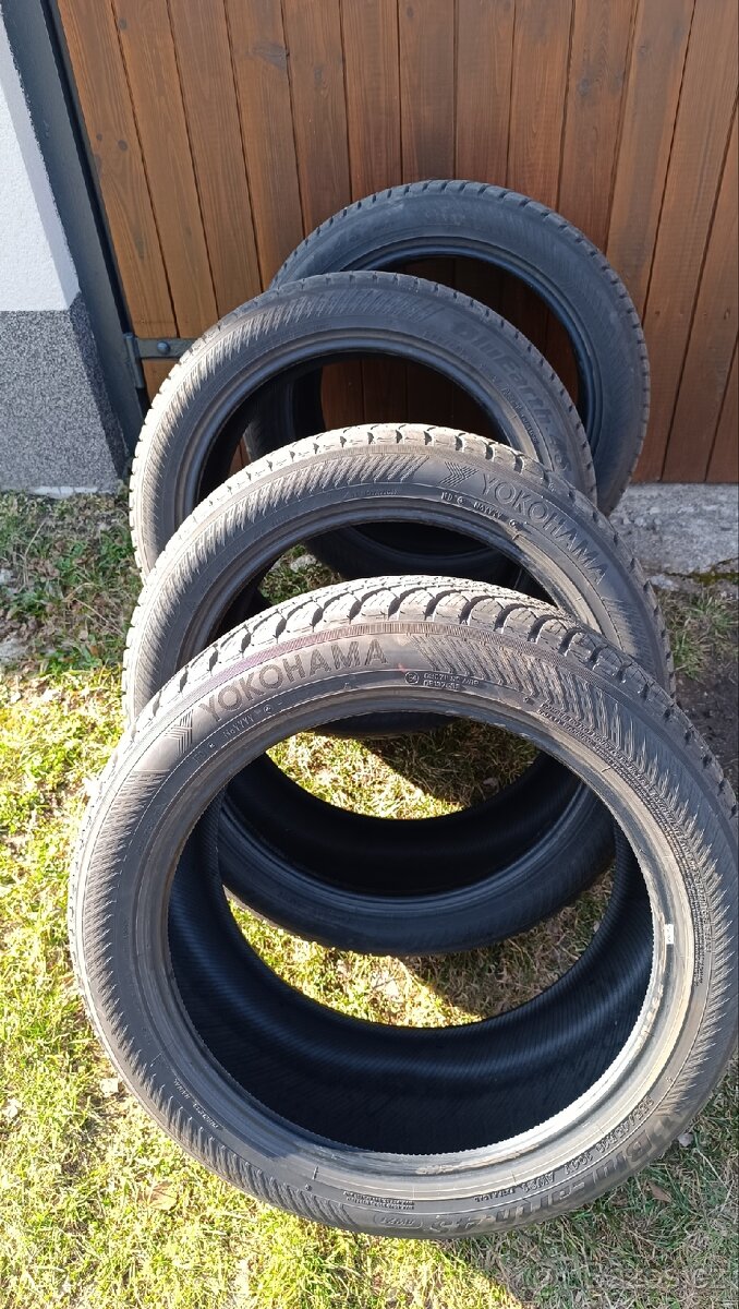 Pneu Yokohama 255/45 R19 - 2