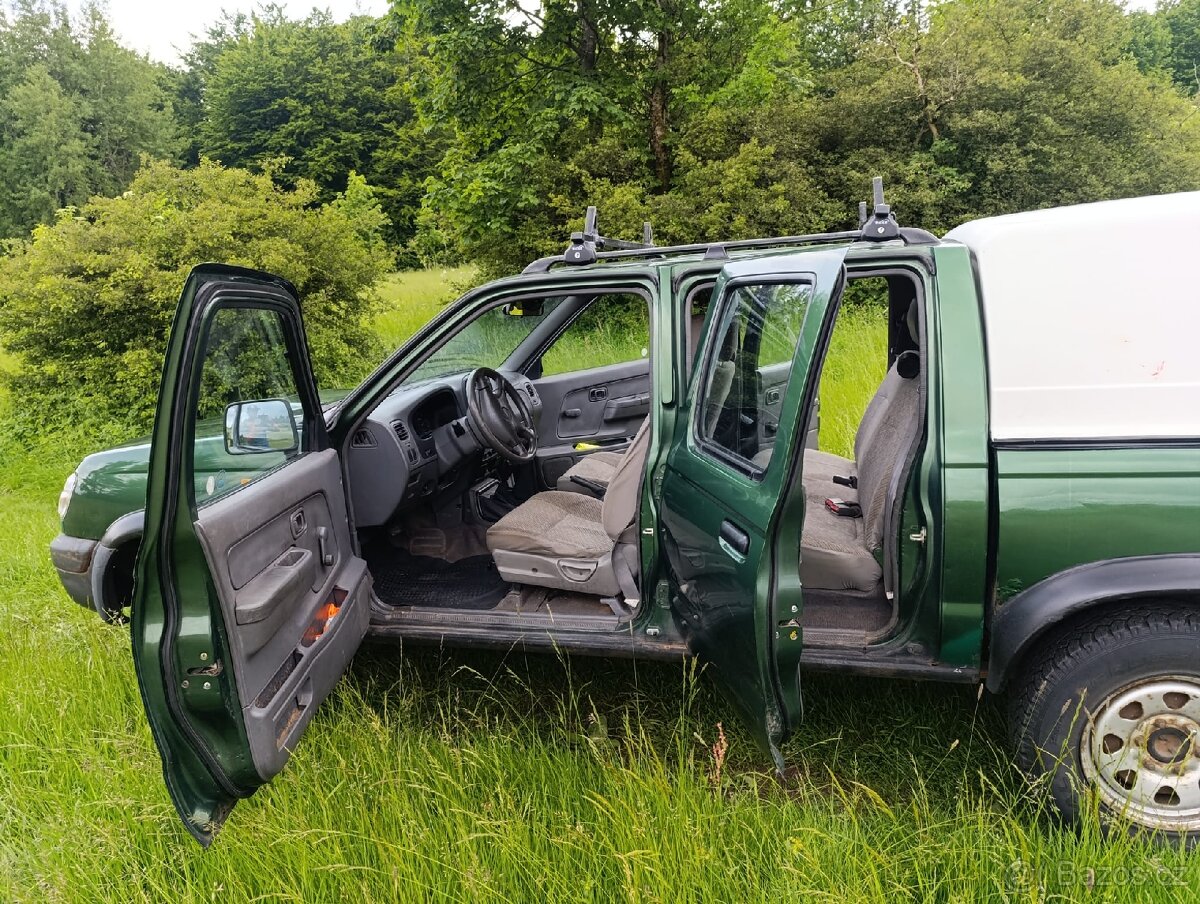 Nissan Navara D22 76kw Double cab