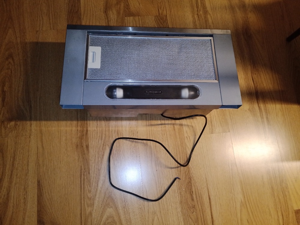 odsávač par výsuvný - 2