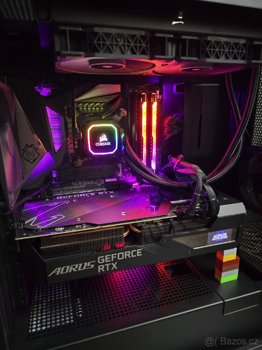 Vodní chlazení Corsair - iCUE H100i RGB PRO XT 240 - 2