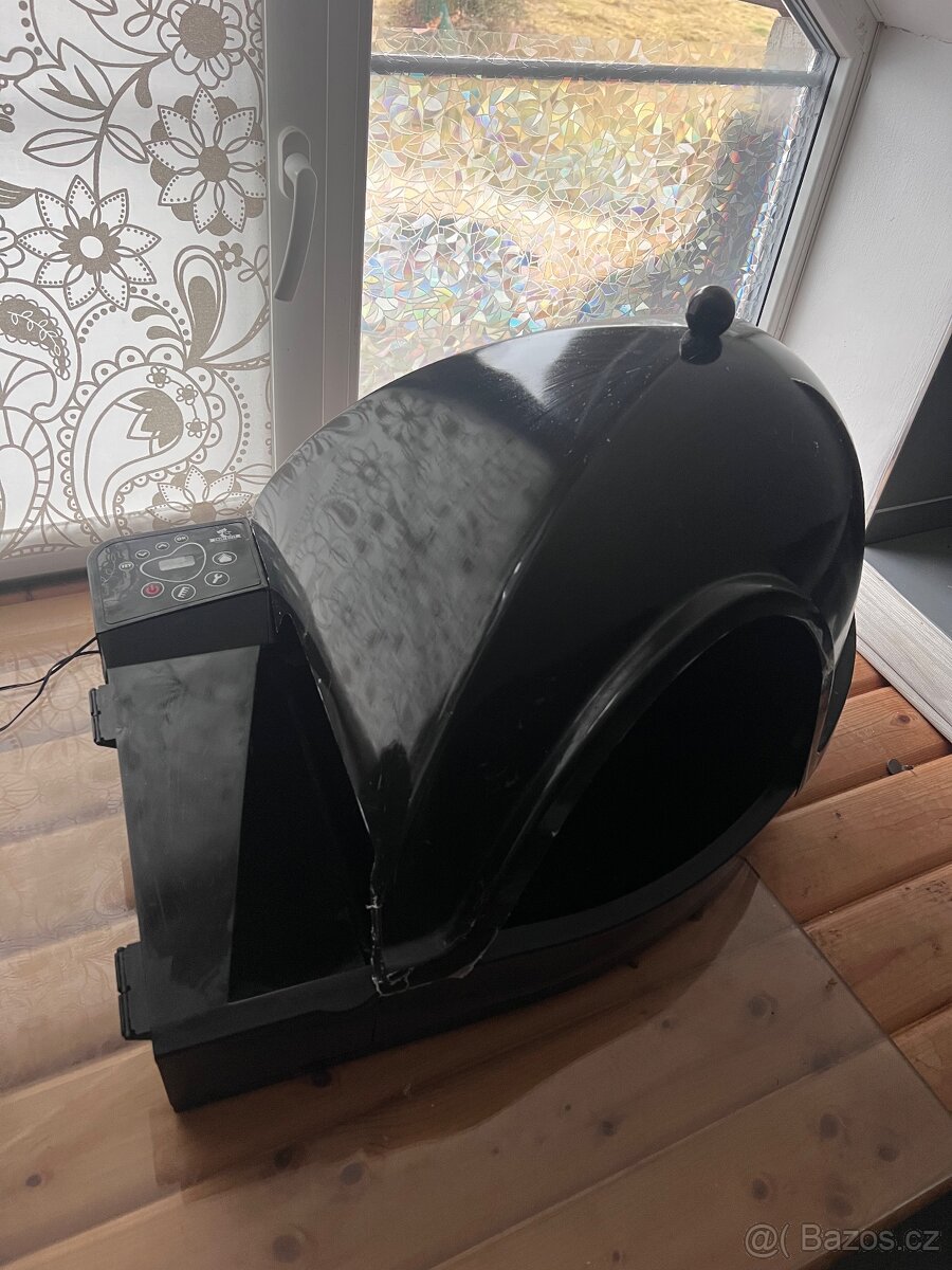 Samočisticí kočičí toaleta - 2