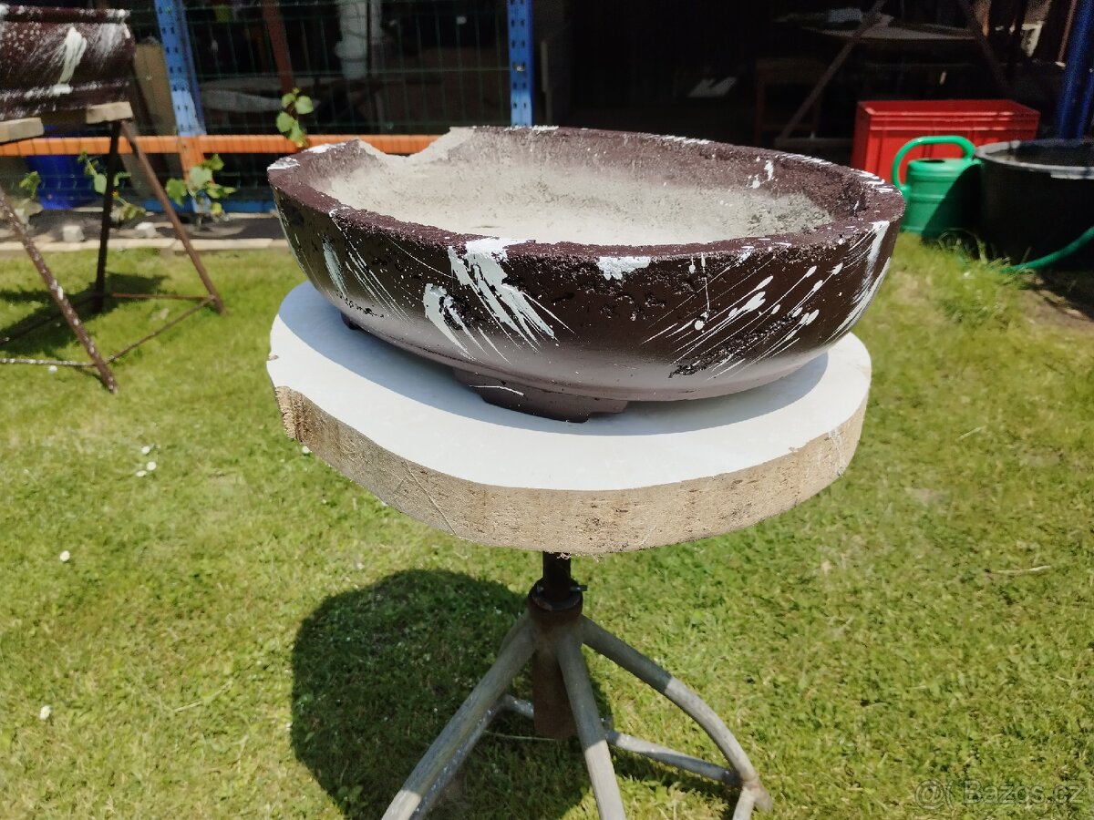 Betonový květináč na bonsaje - 2