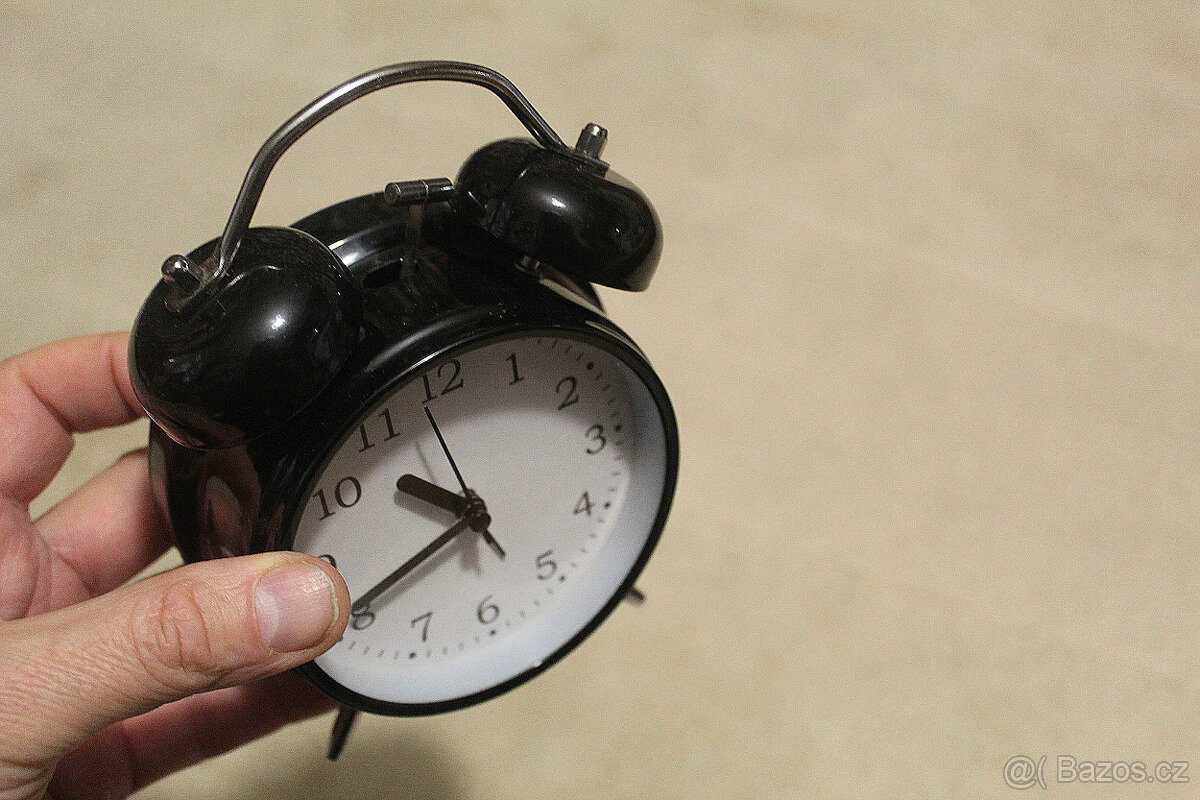 Budík na baterii, ručičkový - 2