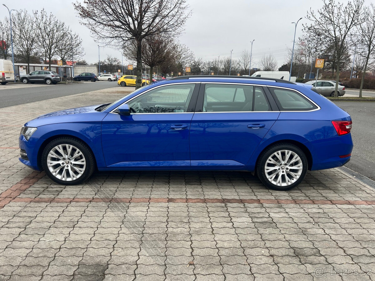 Škoda Superb 2.0TDi 110kW nový model, navigace - 2
