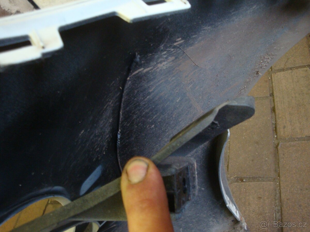 Fiat 500L přední nárazník - 2