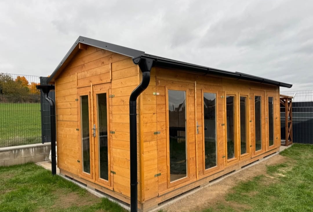 Zahradní domek avi - 2