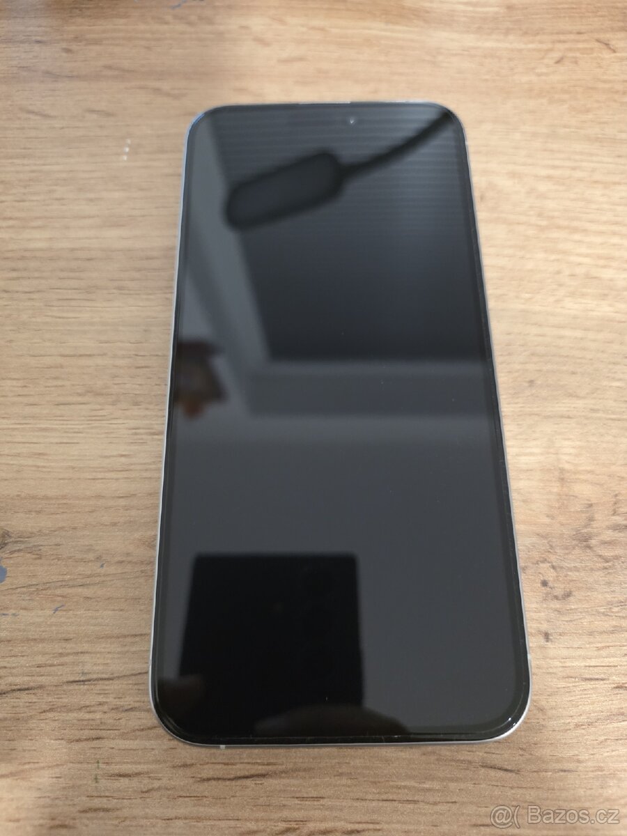 iPhone 15 Pro Max 512 GB + Apple Watch Series 8 Cellular - 2