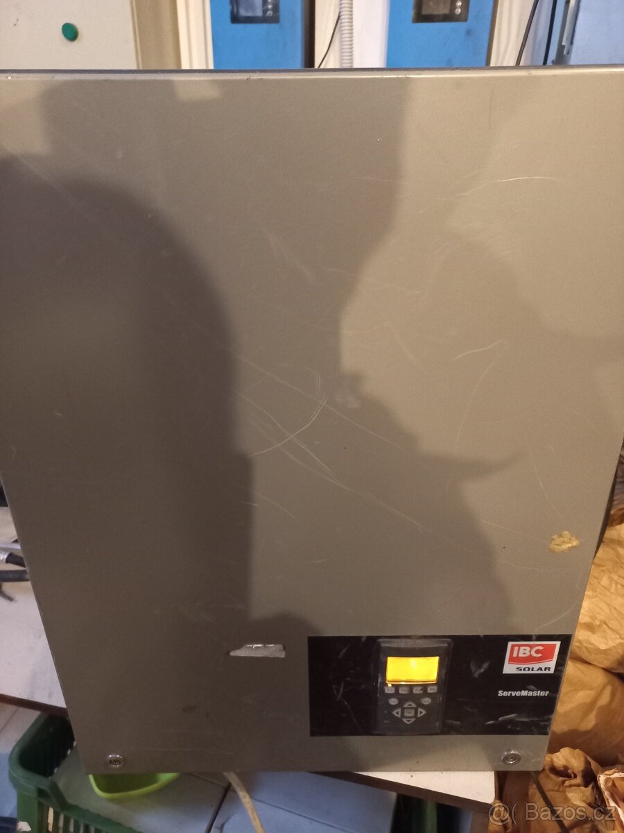 Solarni měníč - 2