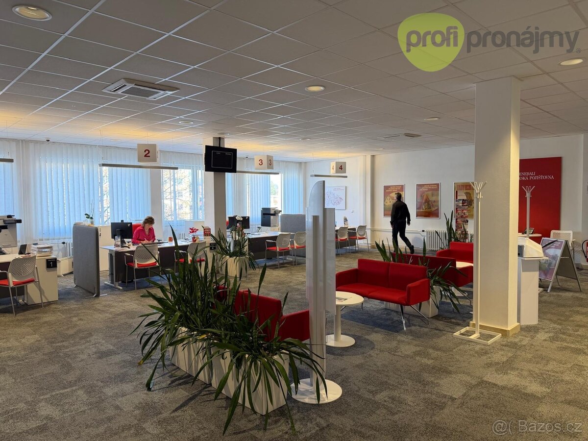 PRONÁJEM OBCHODNÍCH PROSTOR – centrum Šumperku | 260 m² - 2